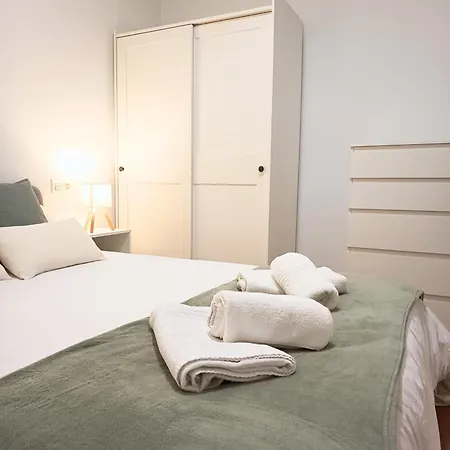 Modern Plaza De Toros With Free Parking Apartment *